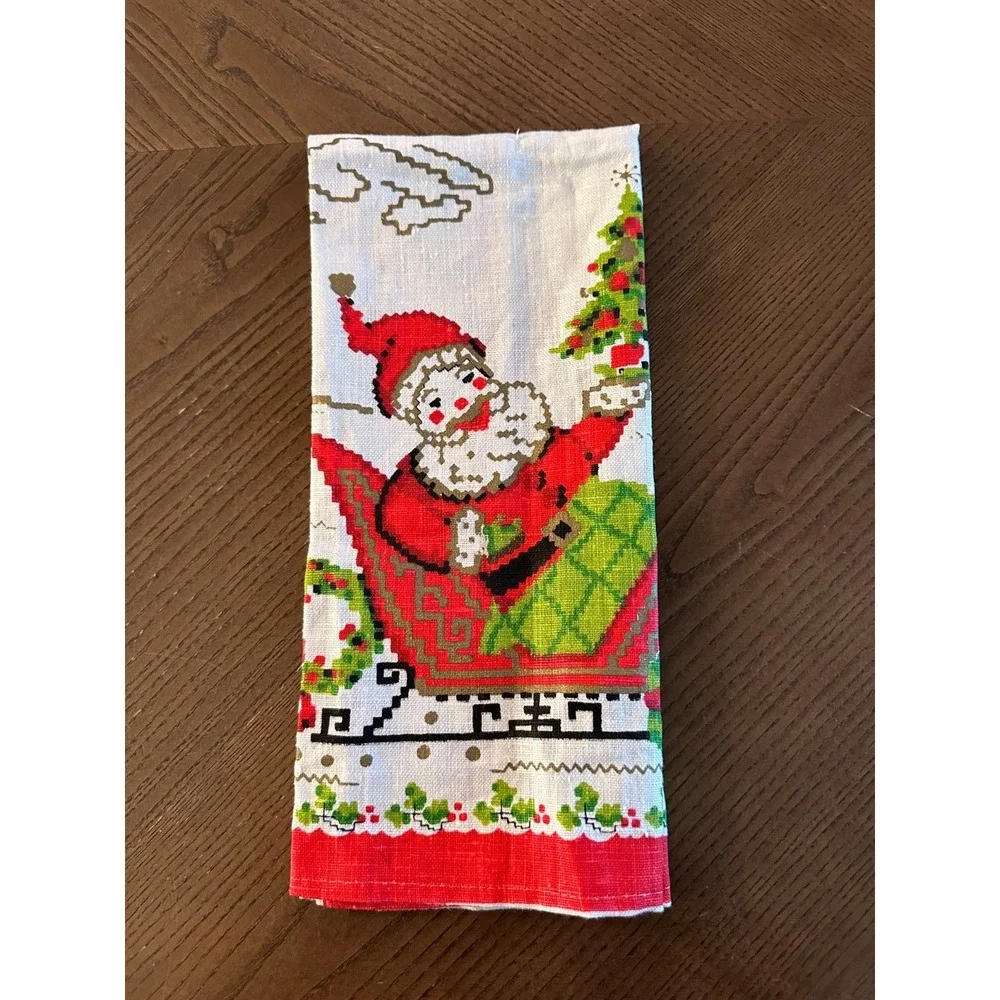 MCM Parisian Prints All Pure Linen‎ 28 x 16 Kitchen Towel Santa Sleigh Christmas